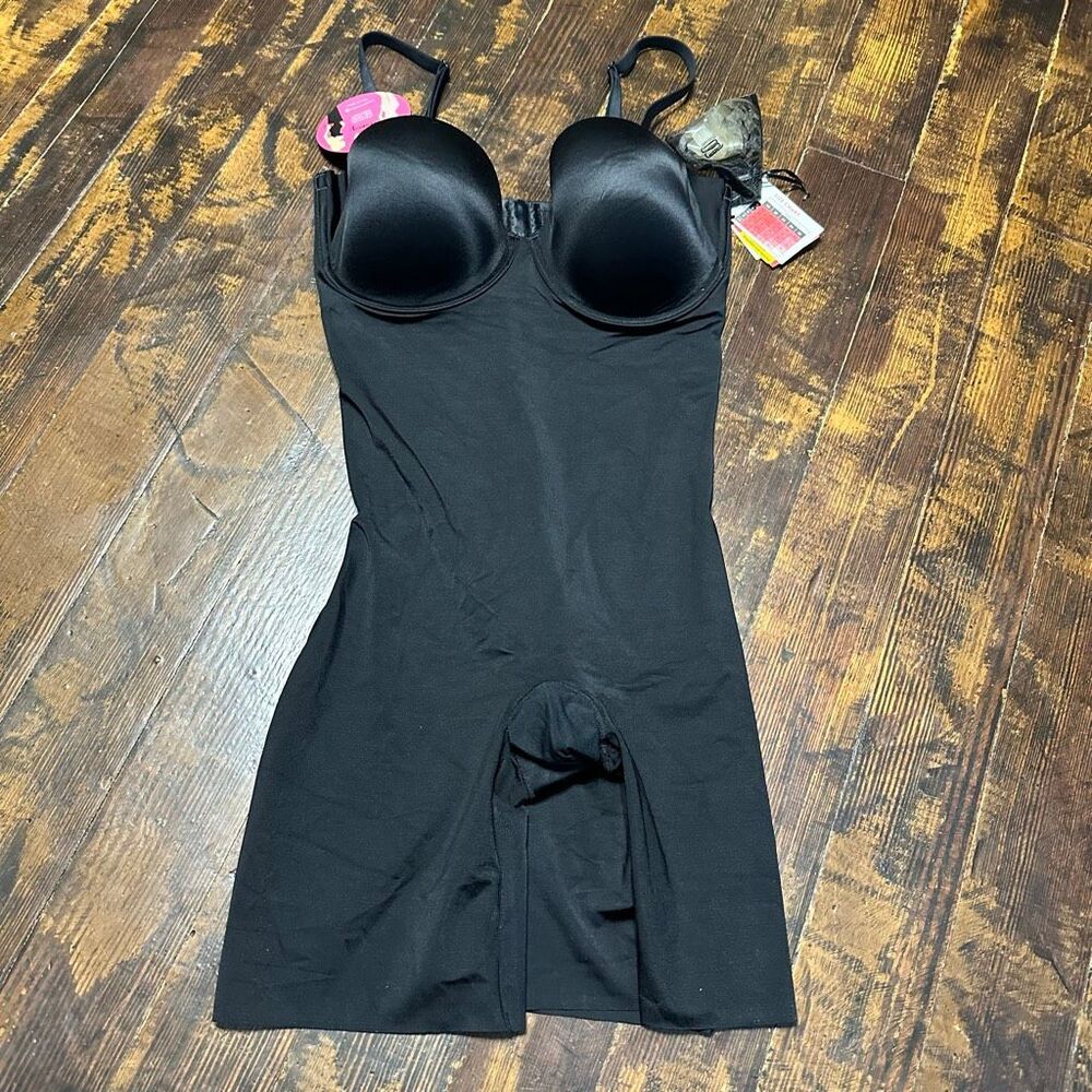 SPANX mid thigh black L 34/36 slimming shapewear Bodysuit